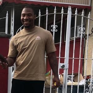 Meet your Posher, Nafiece